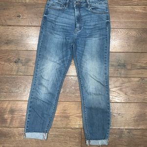 CJLA Landon medium wash denim size 13
